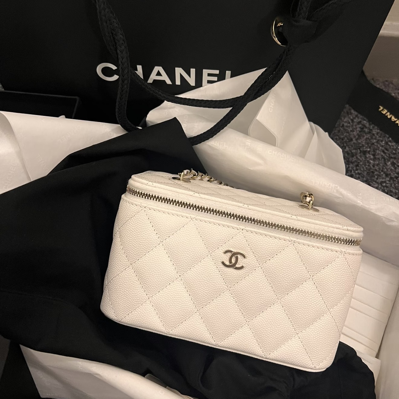 99新 Chanel/香奈儿 chanel 白金荔枝皮化妆盒/优品
