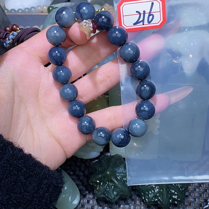 和田玉和田玉边角料随机发未镶嵌