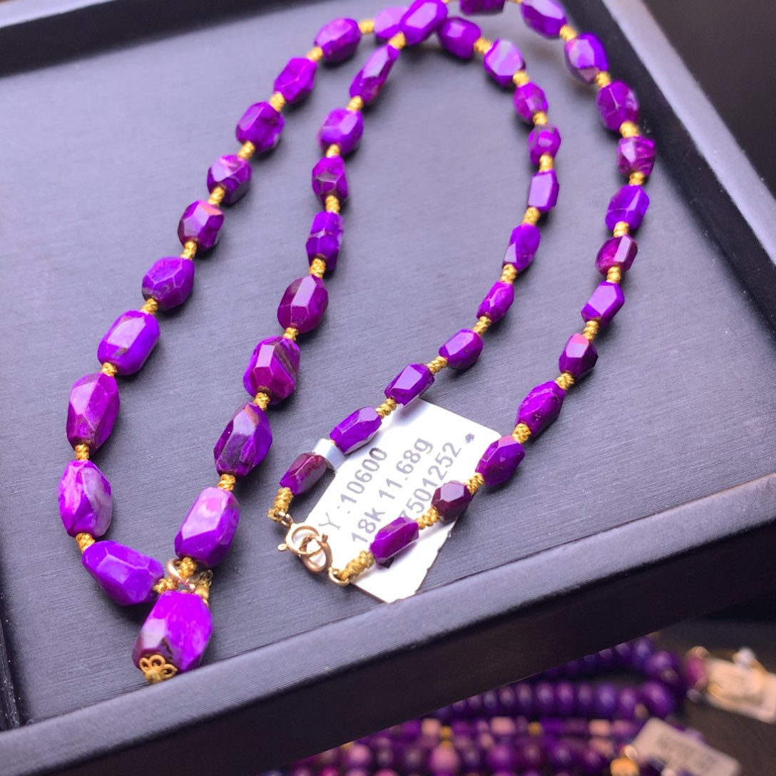 苏纪石（舒俱来）丝绒项链18K金镶嵌