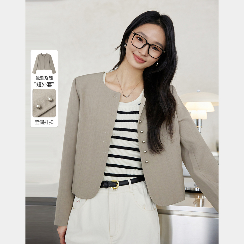 F梵希蔓卡其色休闲外套女春秋季通勤高级感宽松显瘦短款上衣A0799