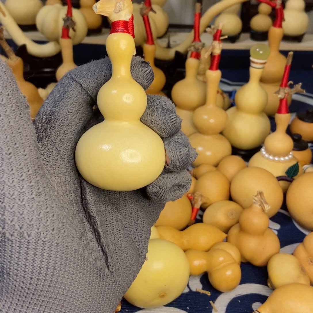 是****.未知与Tom just want my dad