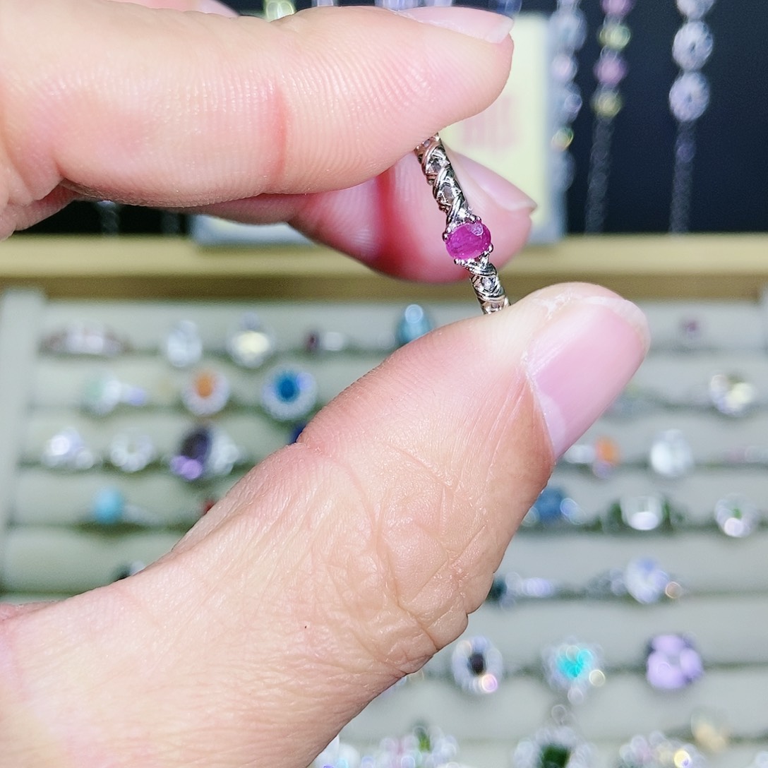 【闪购商品】未镶嵌戒指红宝石