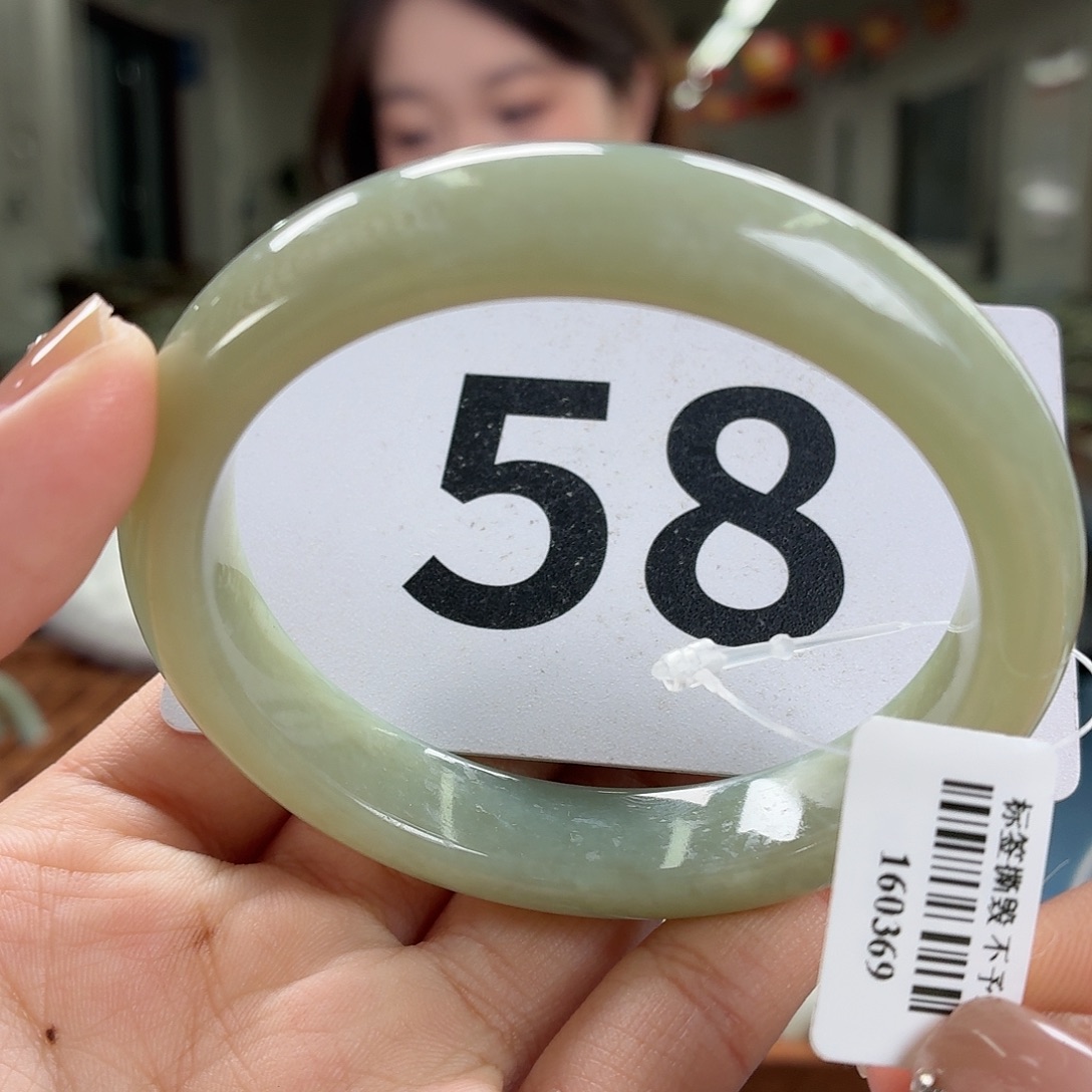 和田玉未镶嵌手镯结构