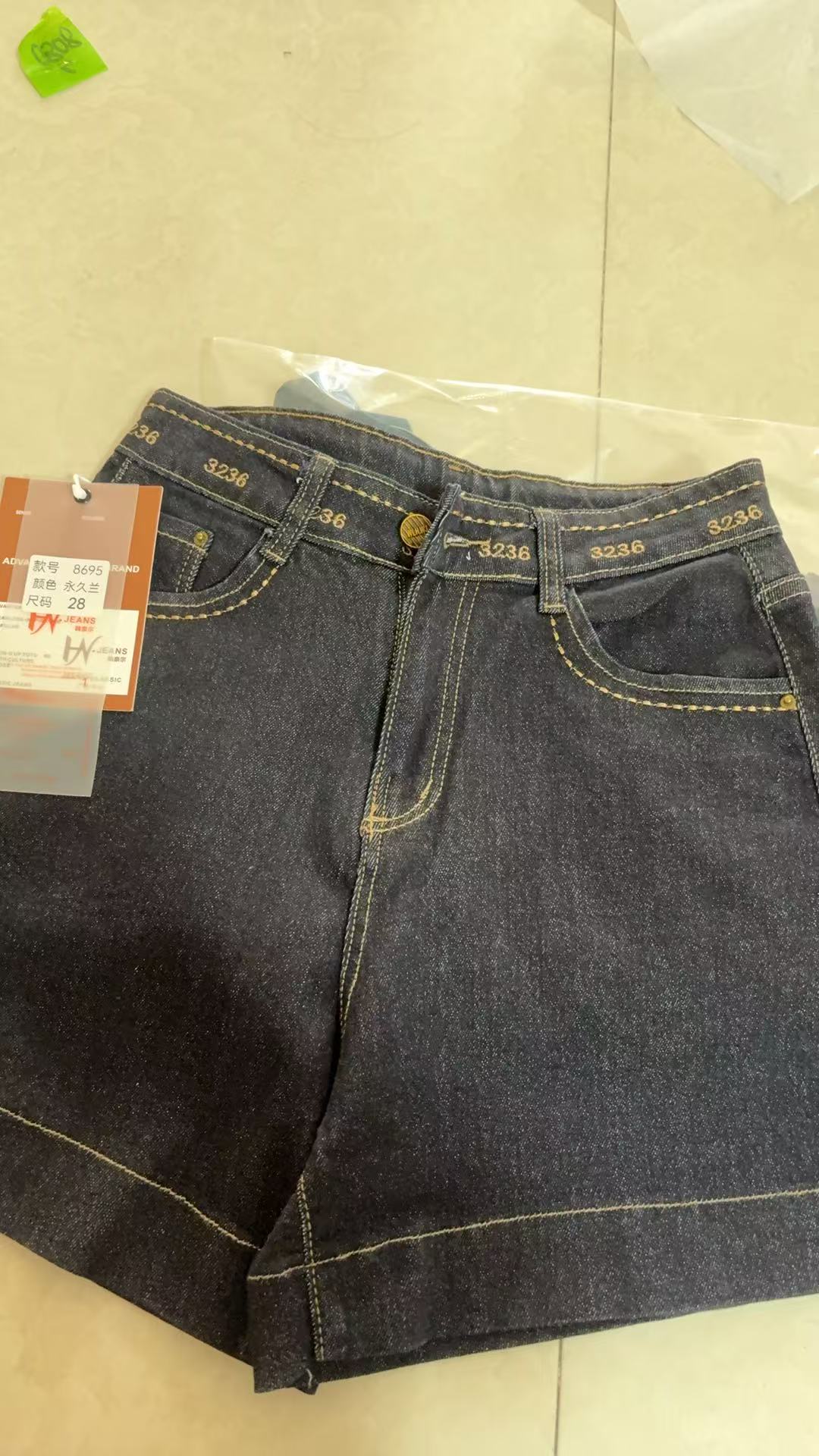 8695～永久兰百搭款短裤