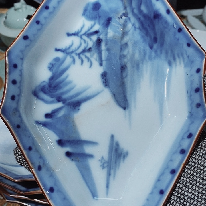 瓷片新年快乐万事如意