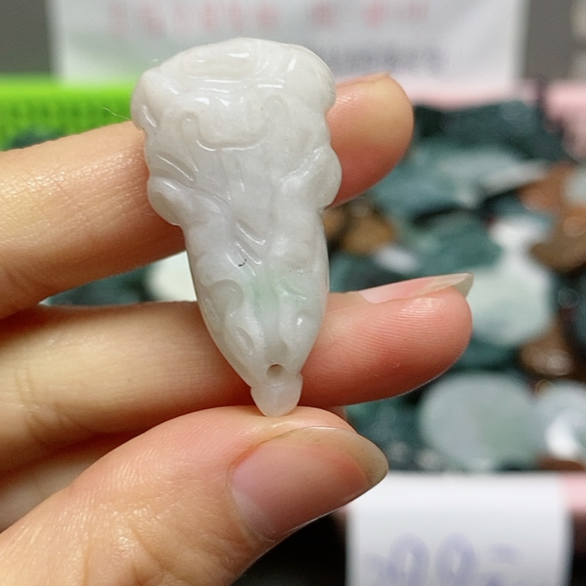 【闪购商品】翡翠颈饰未镶嵌纯天然