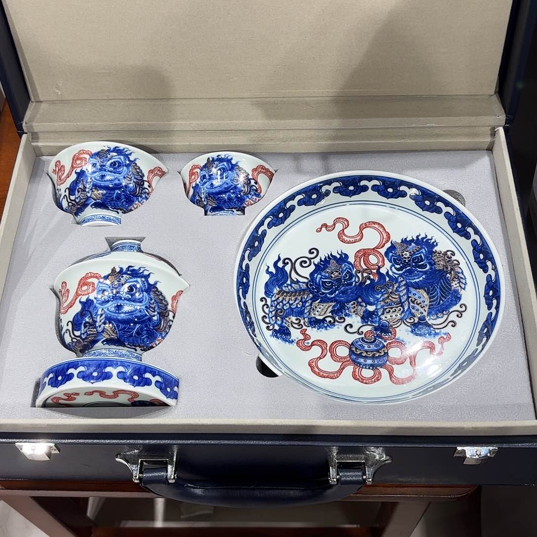 瓷片小*景德镇瓷器展和