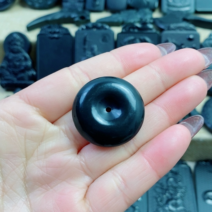 和田玉（青玉）颈饰未镶嵌