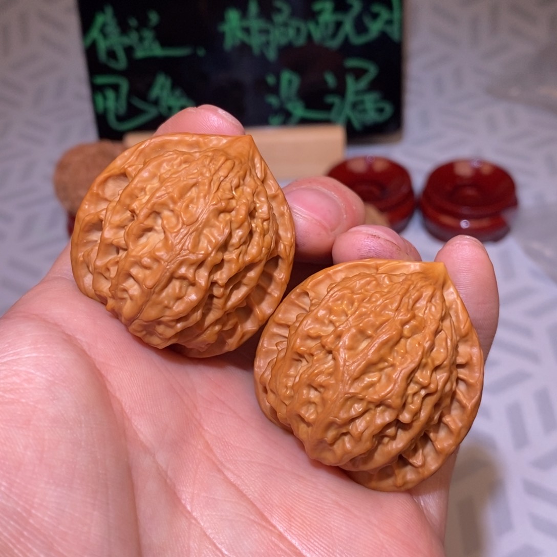 39尺金牛文玩核桃 专治强迫症配对