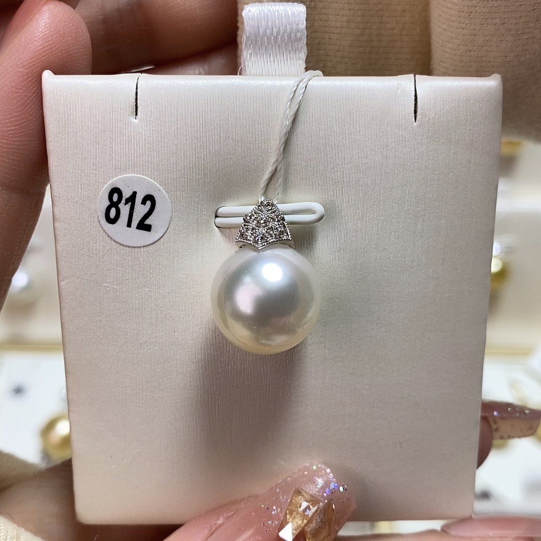 海水珍珠吊坠(不含链)18K金镶嵌