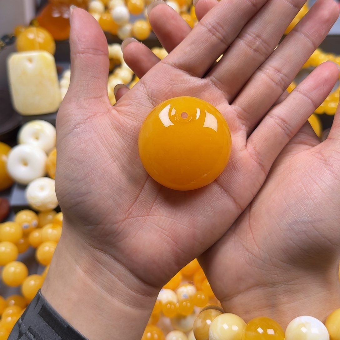 琥珀珠宝奇石未镶嵌公主扣