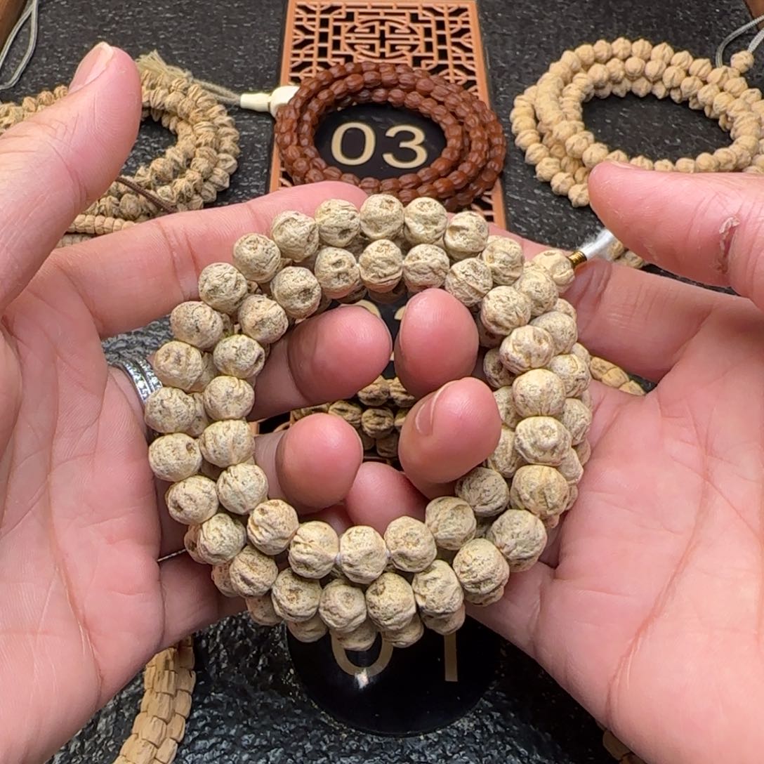 柏香籽/百香籽吊坠佛***间