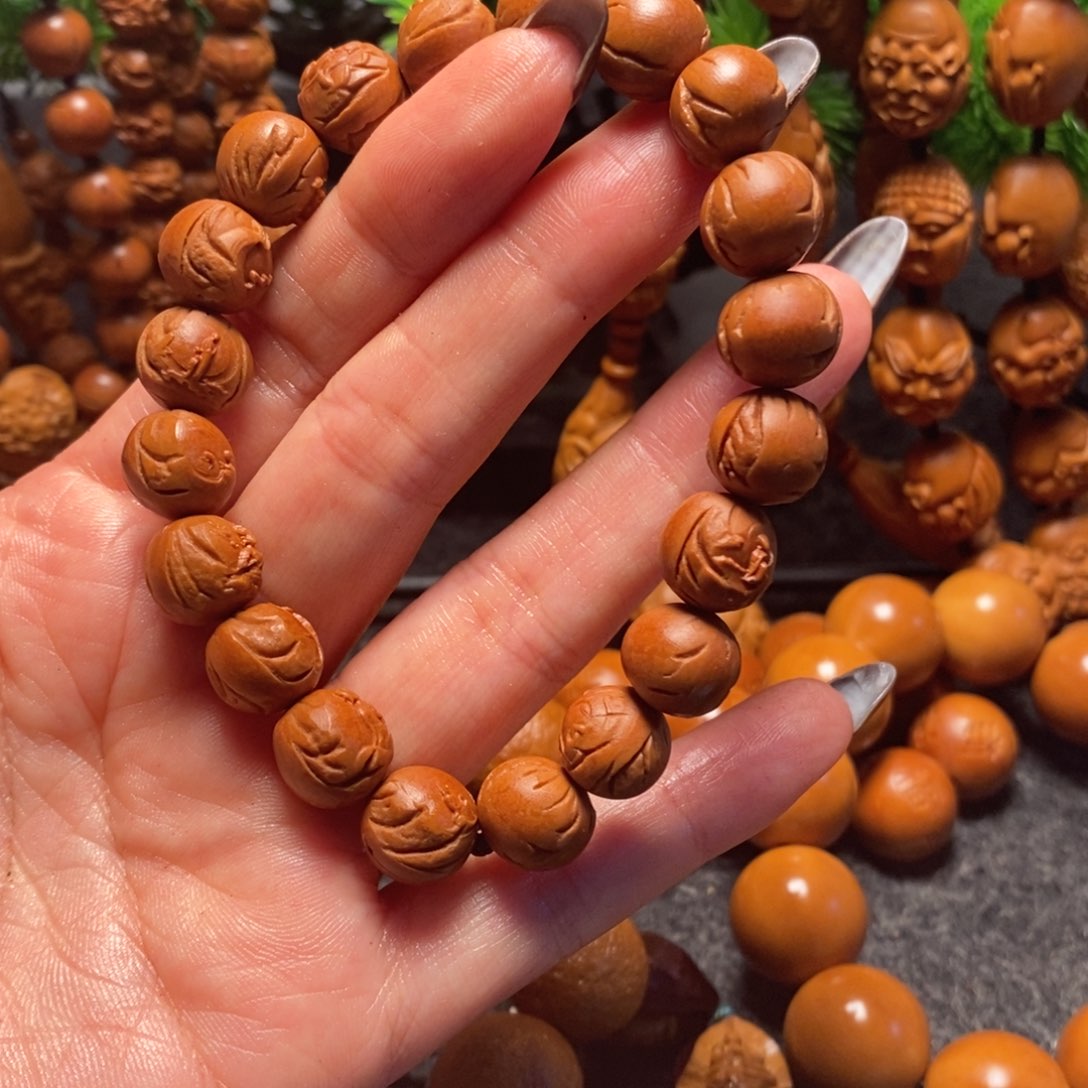 橄榄核吊坠桃核无相佛