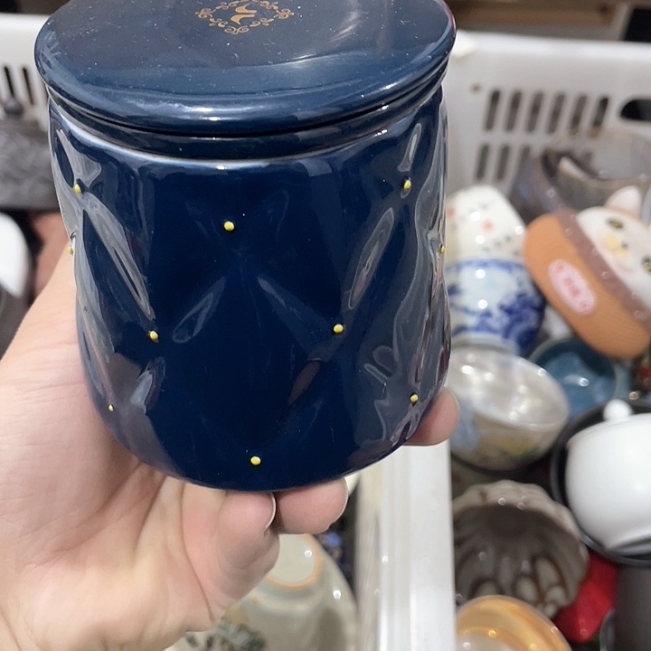 陶瓷茶具全部清清完回家过年