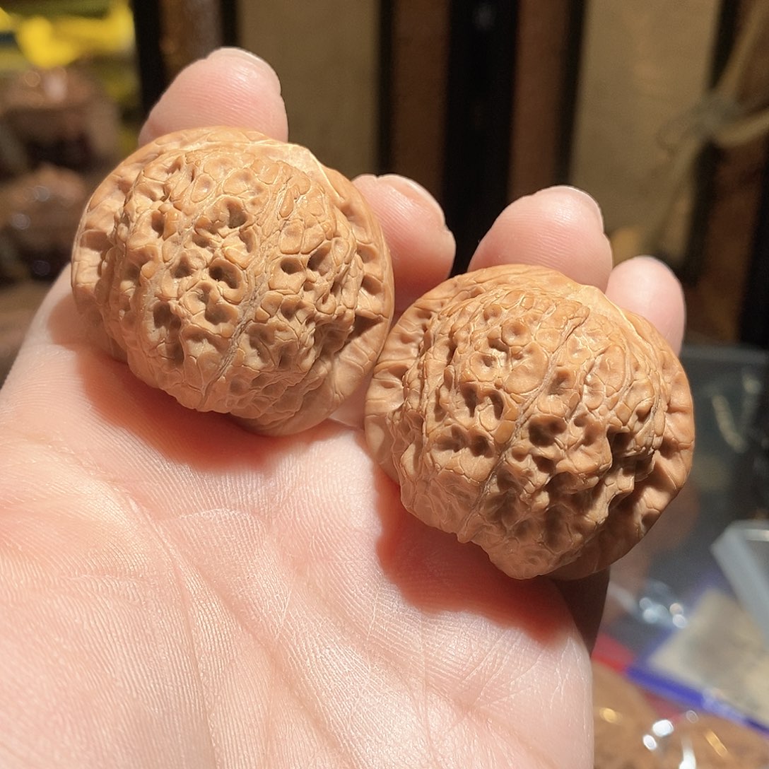 文玩核桃把件41血麒麟全品