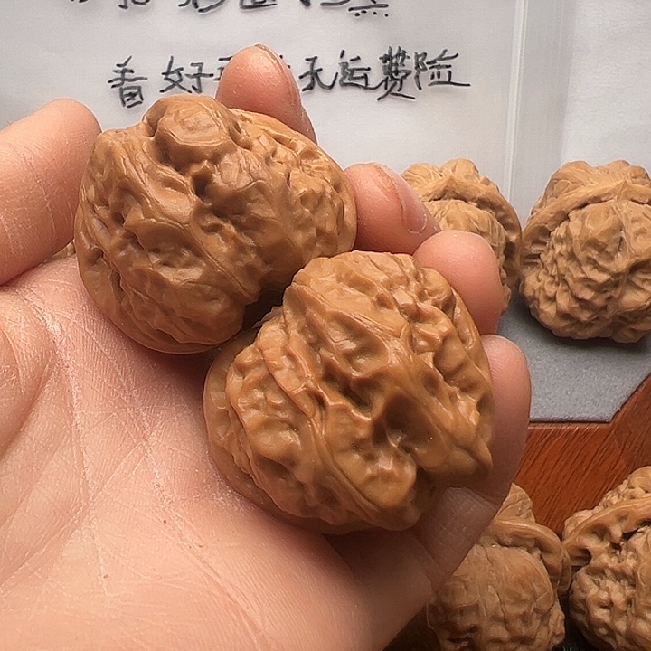 文玩核桃吊坠蛤蟆