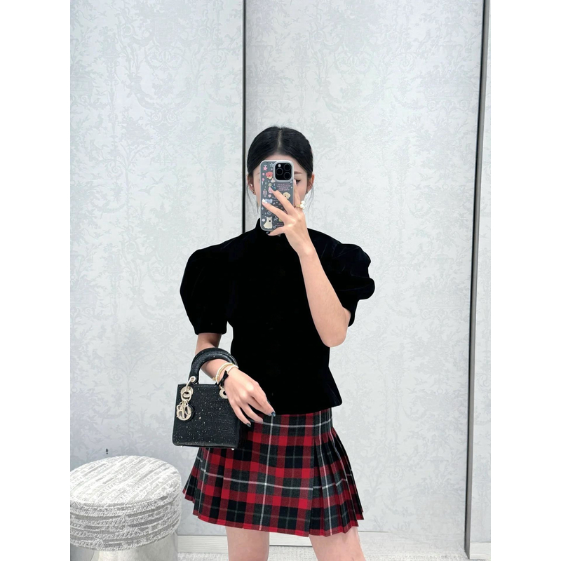 【LJ】新款黑色小立领泡泡袖上衣