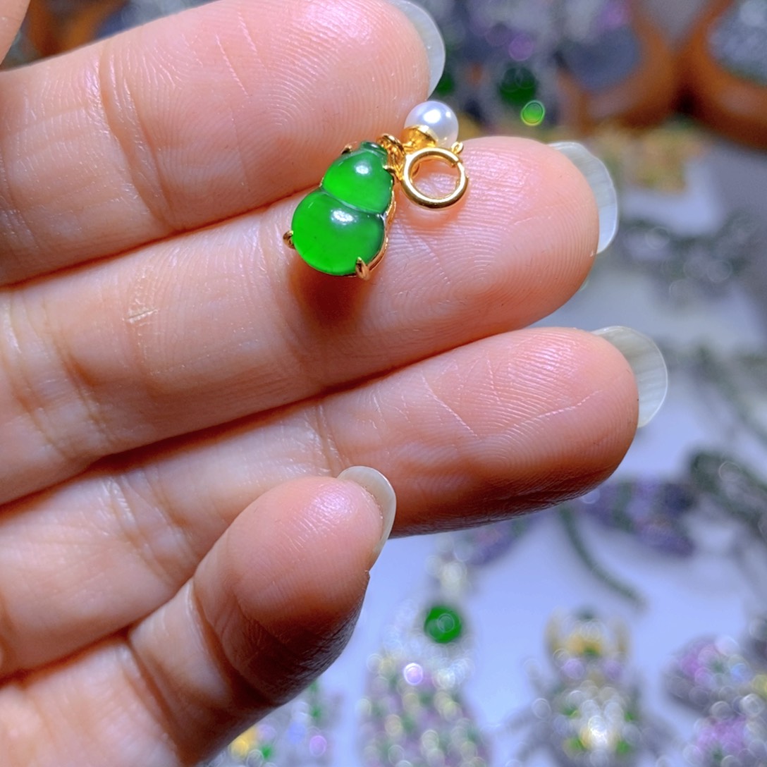 翡翠颈饰合金天然翡翠