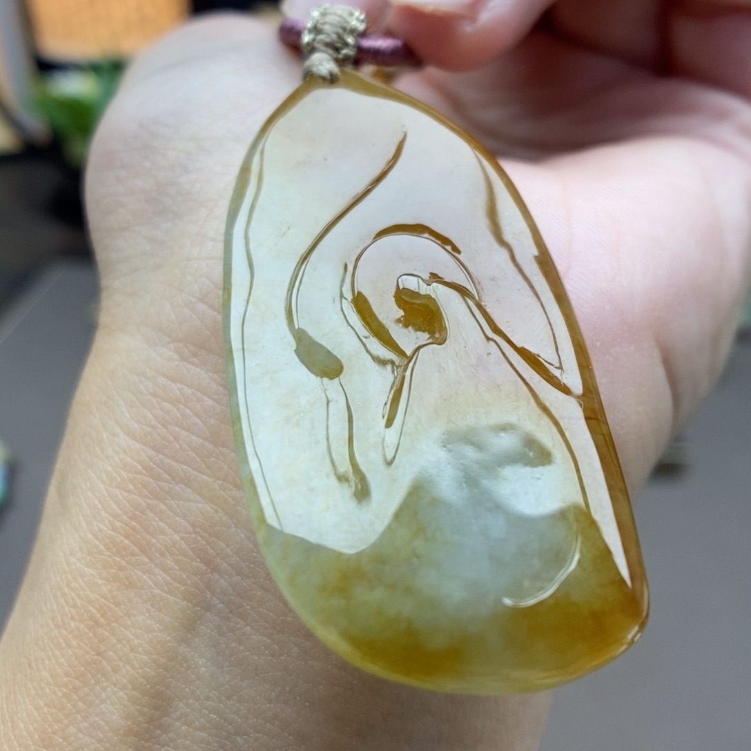 翡翠未镶嵌颈饰吊坠46