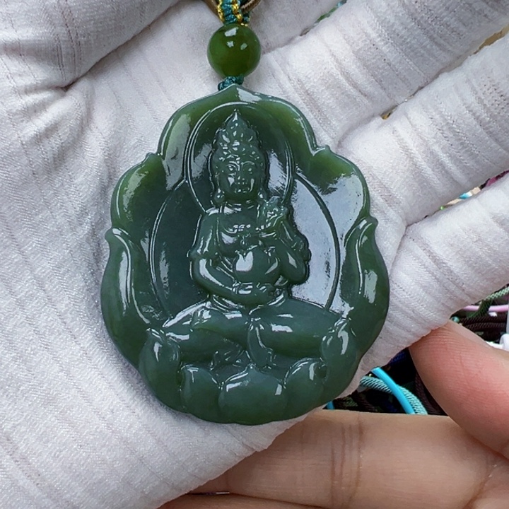 温***后和田玉未镶嵌颈饰