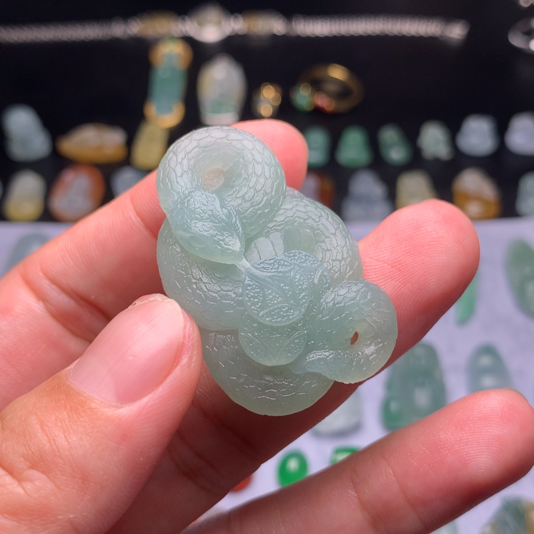 ㋛****定制翡翠未镶嵌蛇