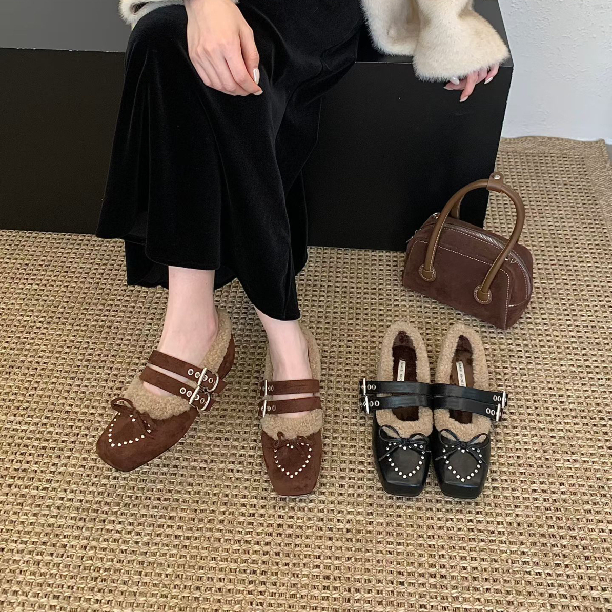 圆圆家 D3-7 韩系设计感爱心铆钉蝴蝶结方头学院风加绒保暖玛丽珍