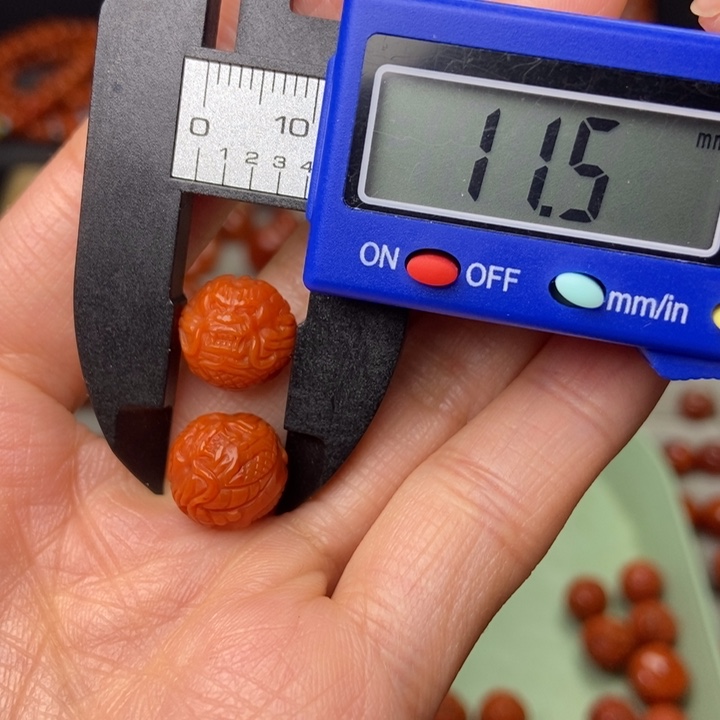南红玛瑙配饰未镶嵌清货