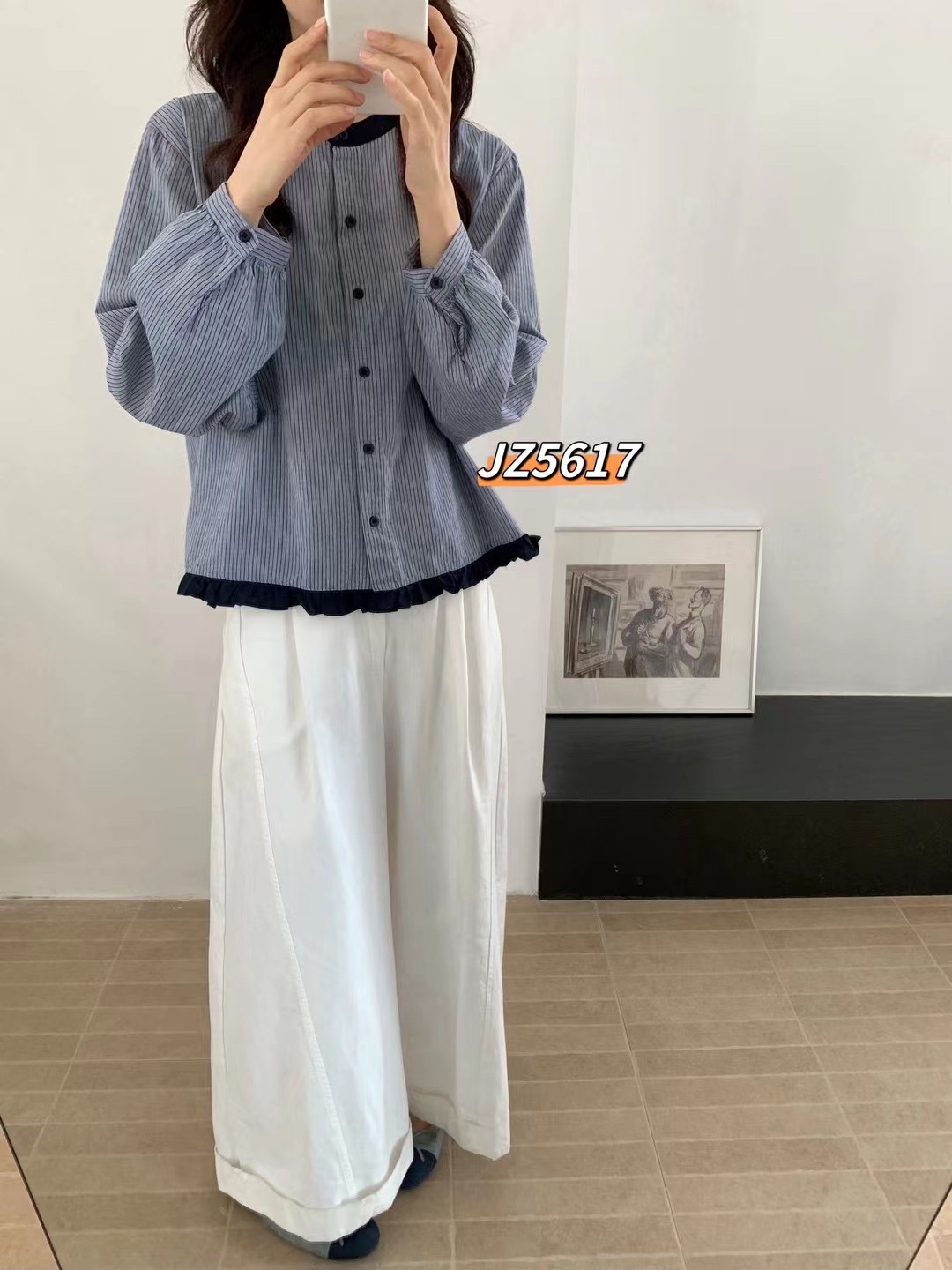 高级感法式减龄圆领撞色条纹长袖衬衫8882
