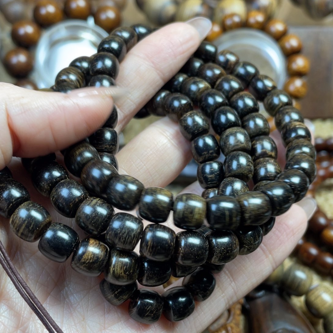 贡木其他用****华贡贡木手串