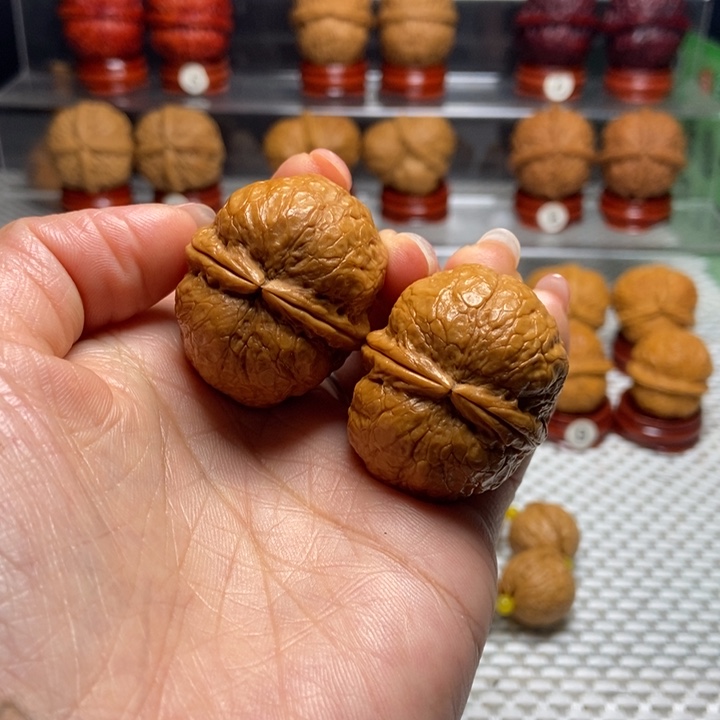 文玩核桃把件17佛陀元宝