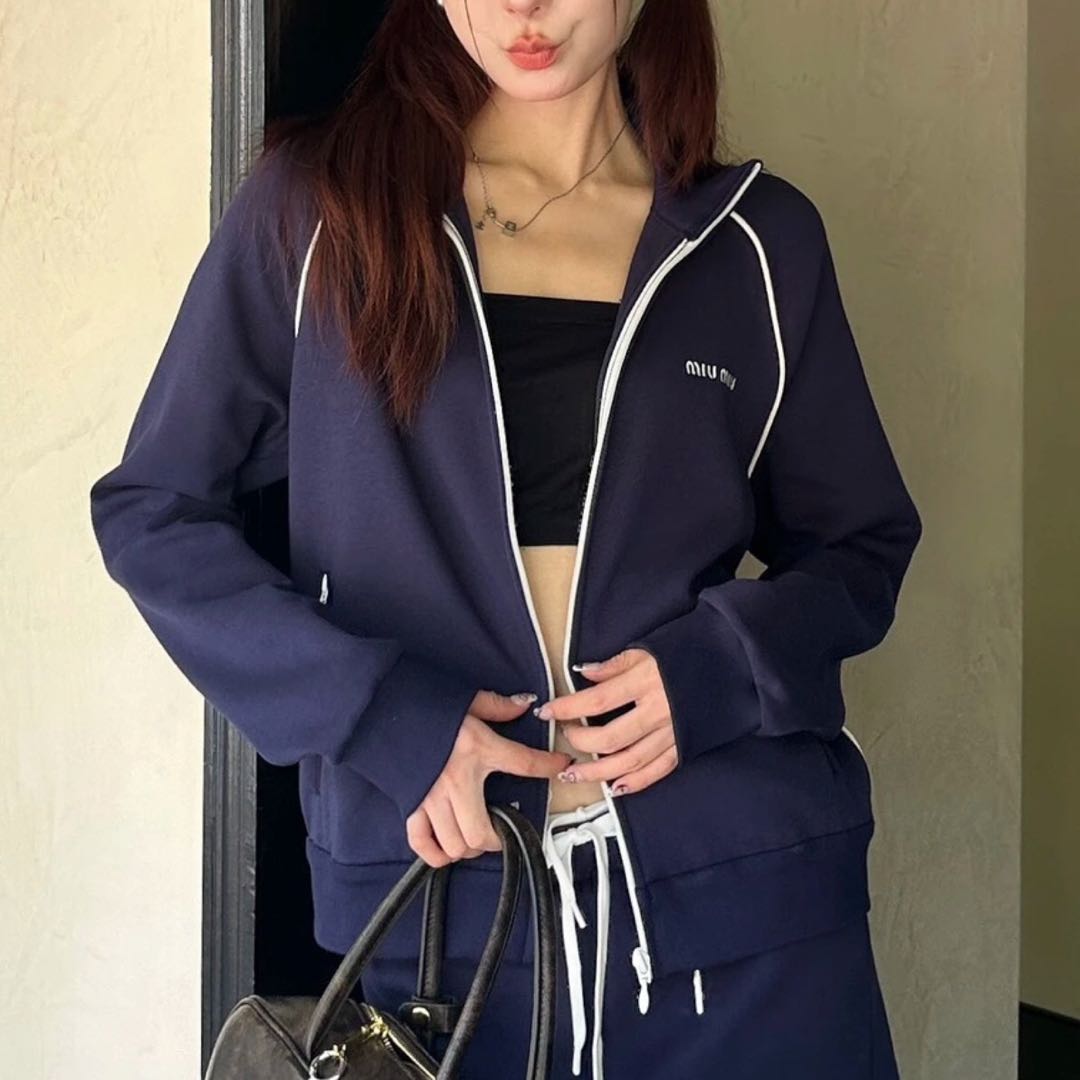 未使用 MIU MIU/缪缪 外套/36码/Xsps13778/公价22300 