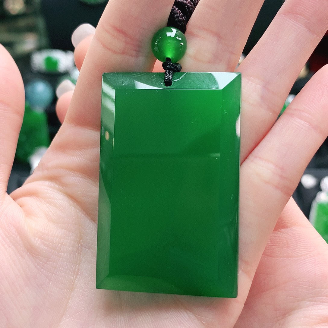 玛瑙/玉髓吊坠未镶嵌