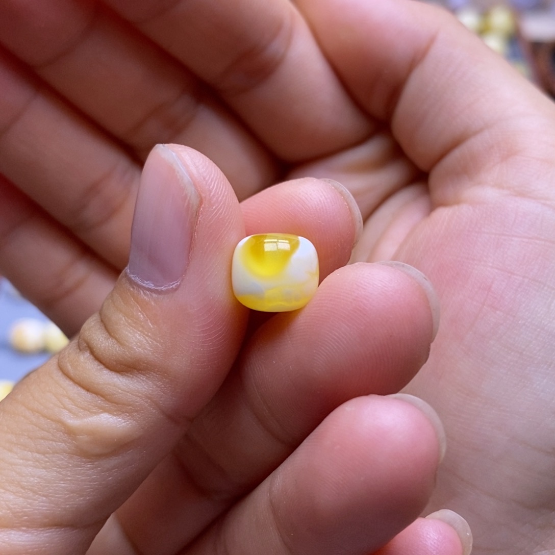 琥珀未镶嵌珠宝奇石10.0