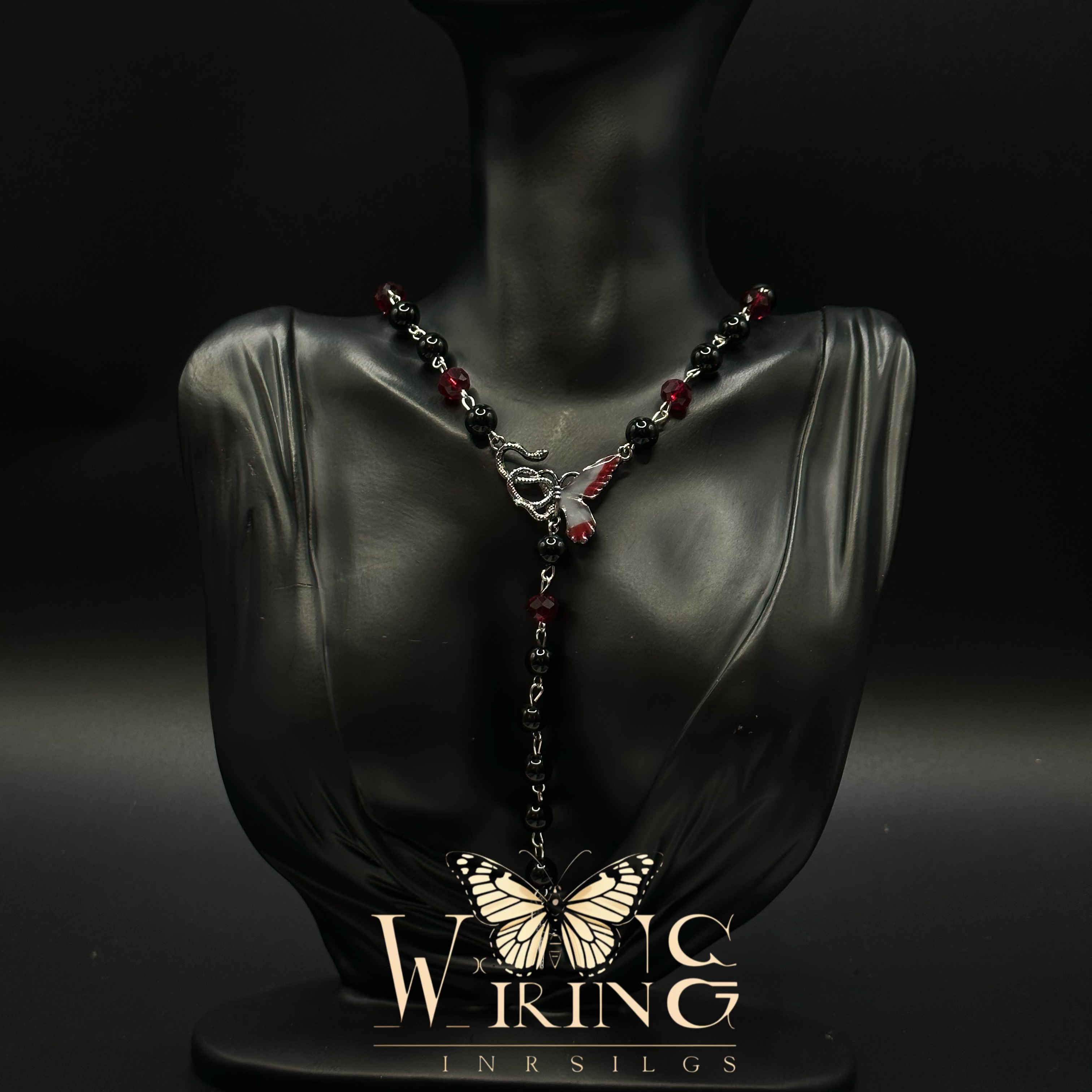 铜仿水晶项链 王大嘴原创 “蝴蝶盘蛇”黑红串珠蝴蝶盘蛇项链A631