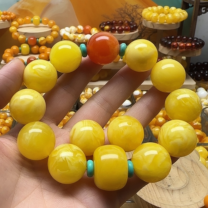 九***里无非金属鸡油黄色20搭配