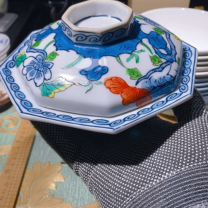 瓷片新年快乐万事如意