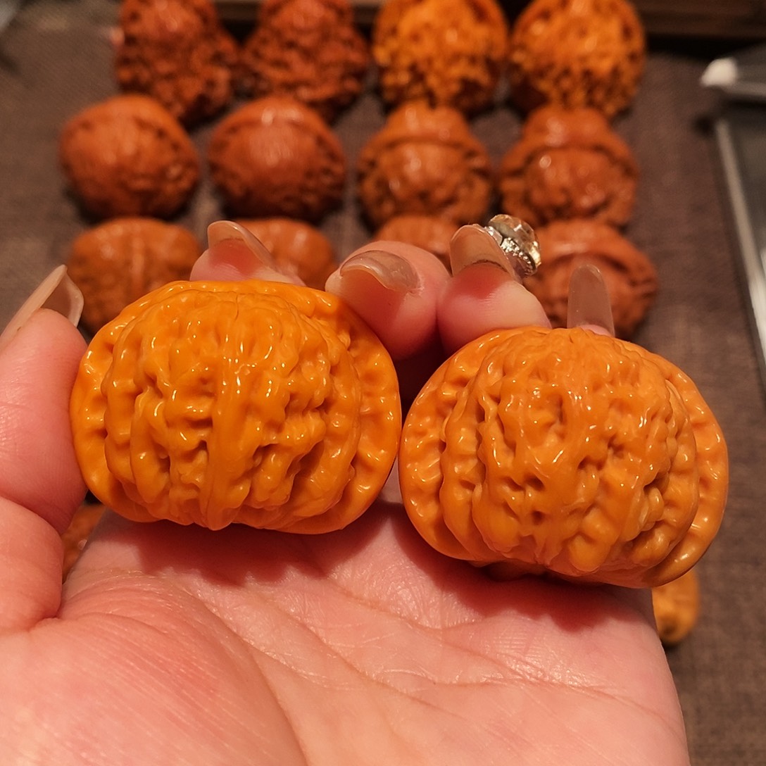 文玩核桃吊坠L*黄狮子878