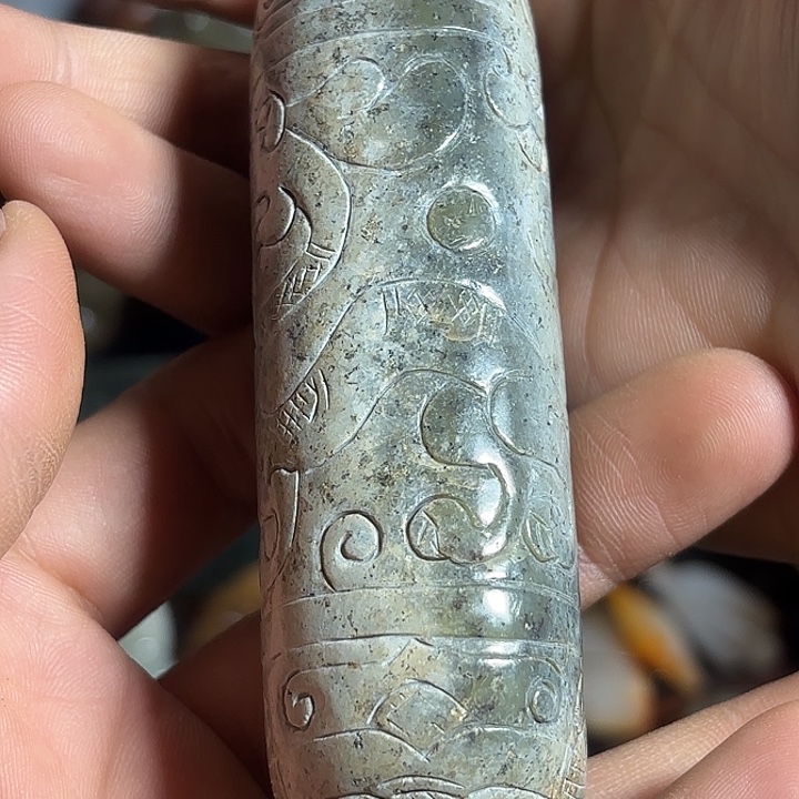 归***》和田玉未镶嵌把件