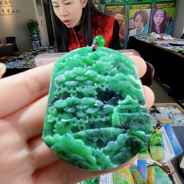 颈饰未镶嵌翡翠翡翠