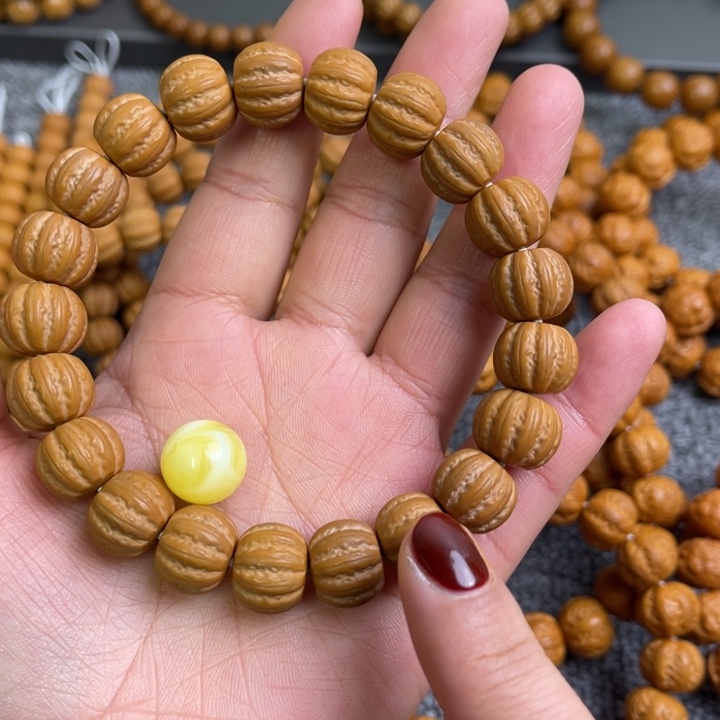 J***y猴头核桃手串111111111111111