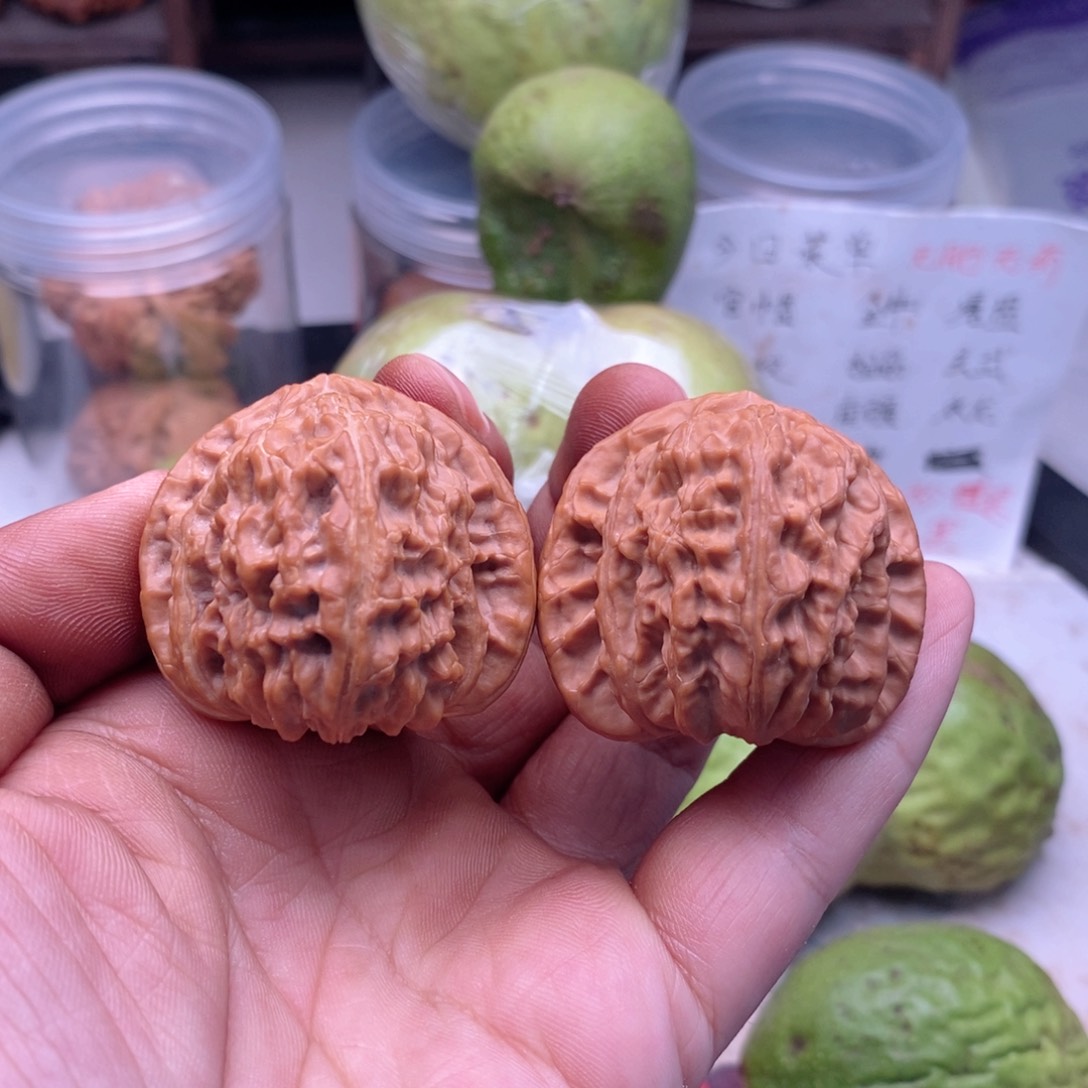 吊坠文玩核桃38白狮子有修