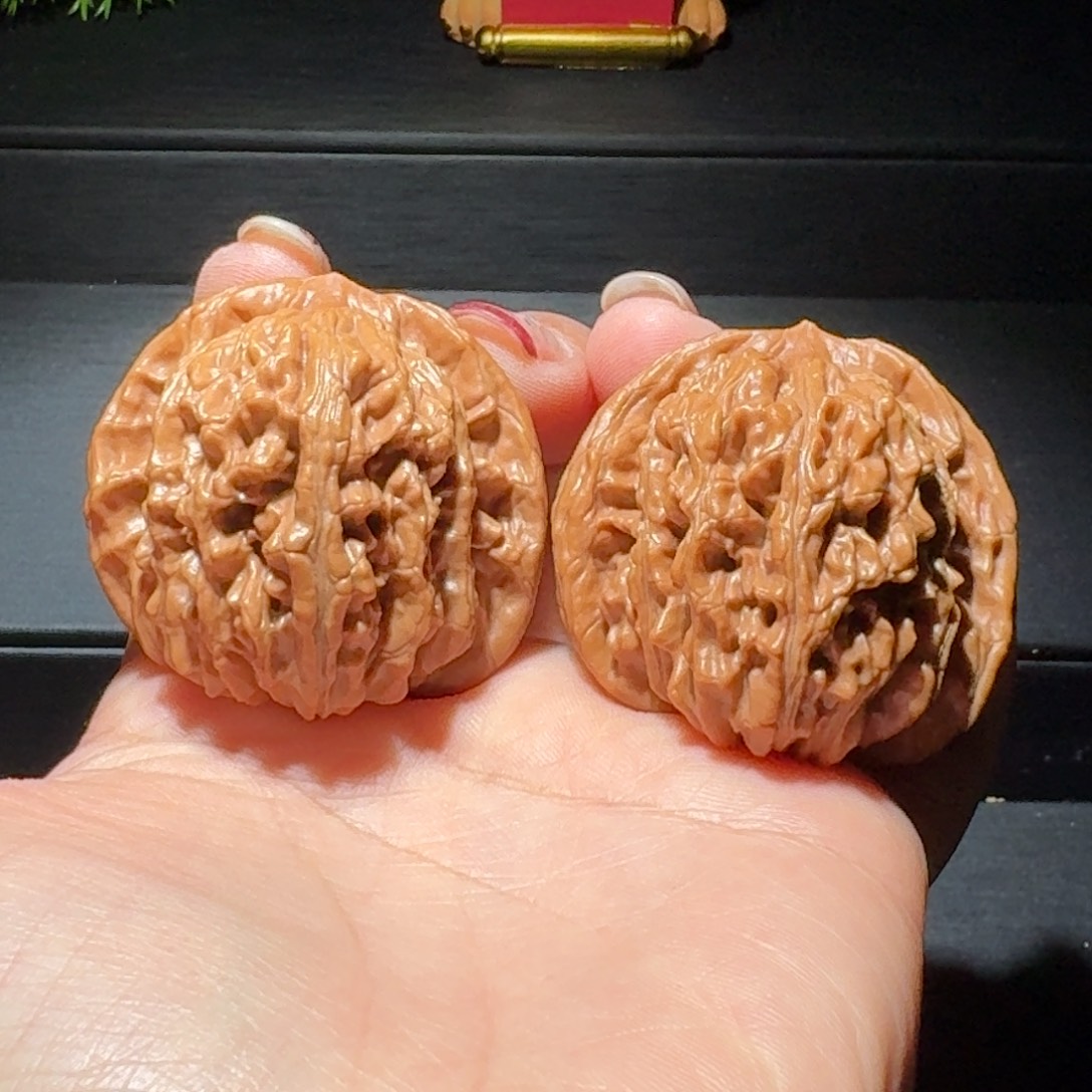 文玩核桃吊坠四座楼