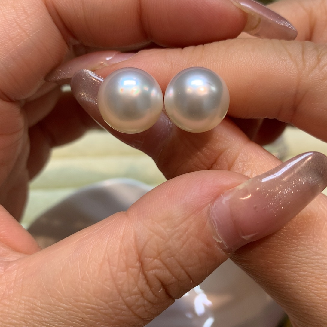 海水珍珠耳饰18K金镶嵌