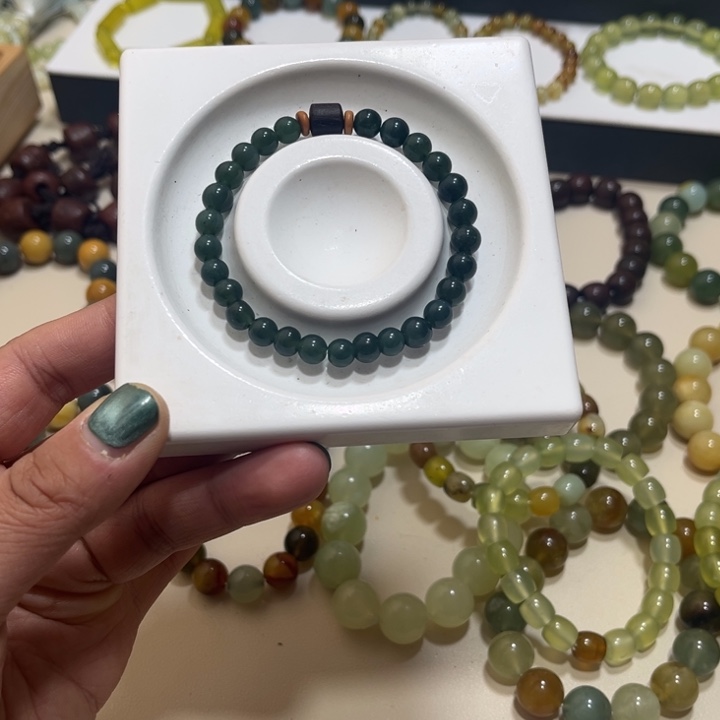 蛇纹石玉未镶嵌手链卡6