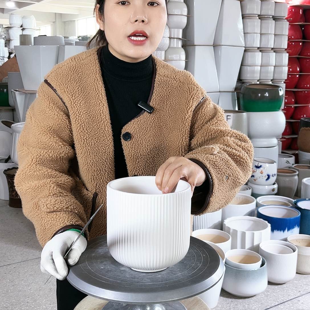 陶瓷口径15-15。亚白