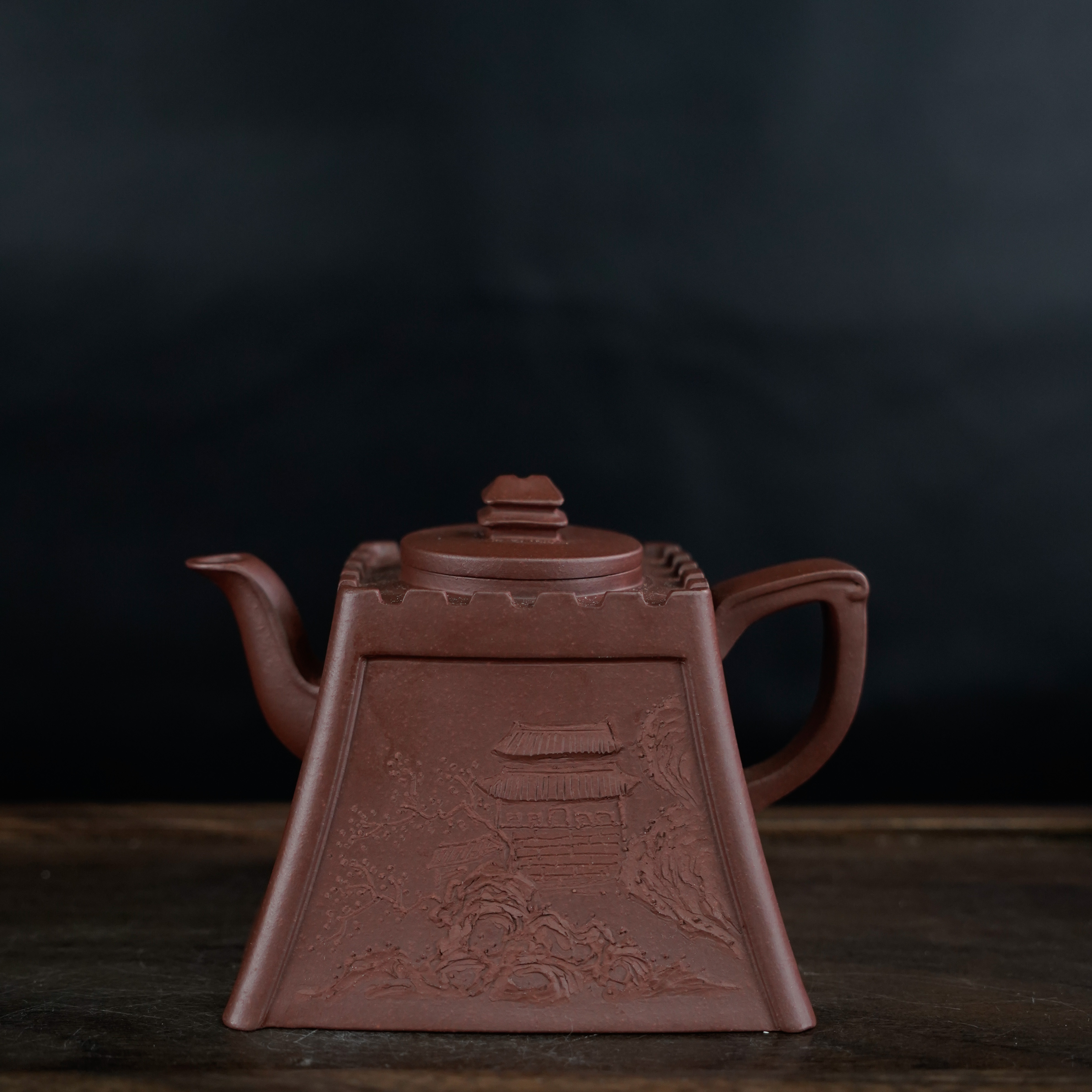 GSZS-6582  民间艺人  宜兴手工紫砂  长城