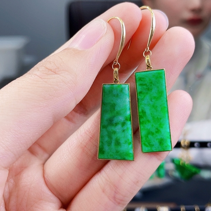 翡翠耳饰18K金镶嵌饰品