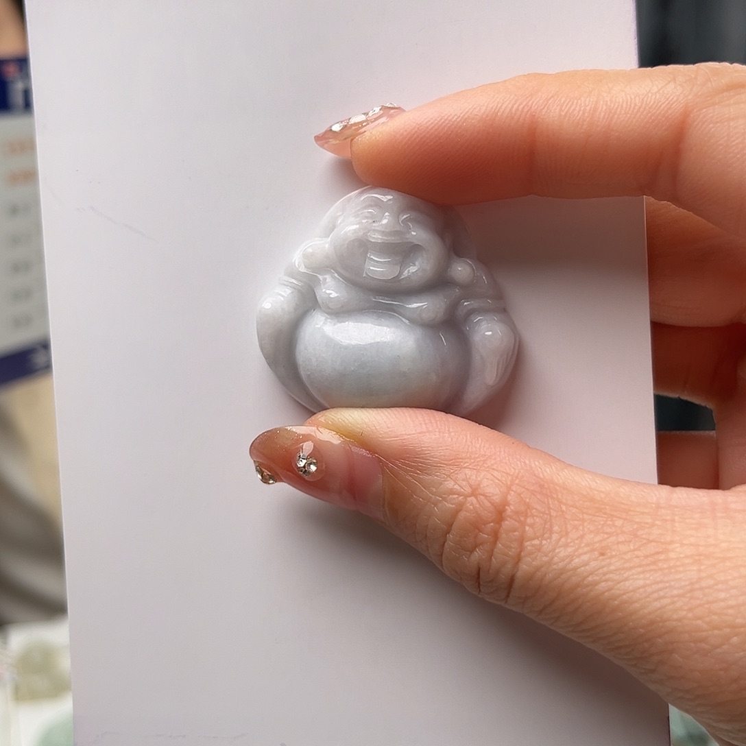 翡翠颈饰未镶嵌佛公