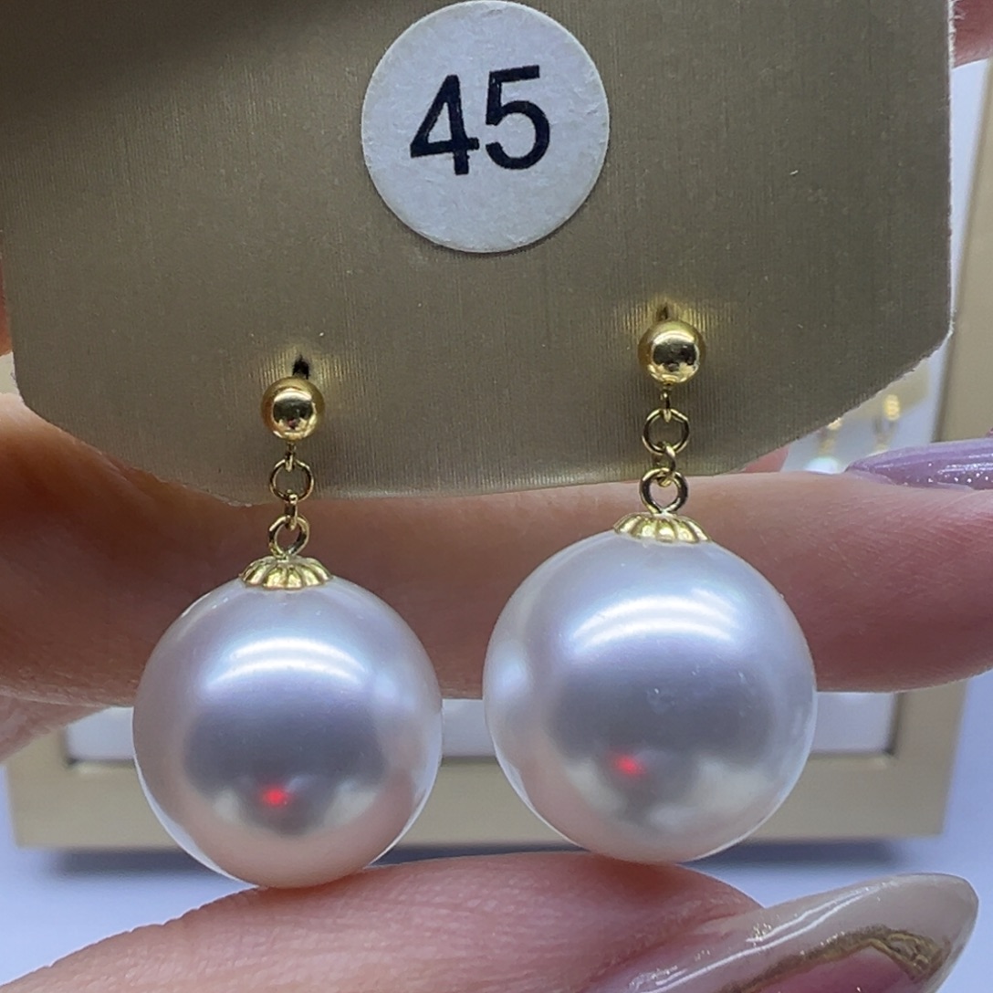 淡水珍珠18K金镶嵌耳饰