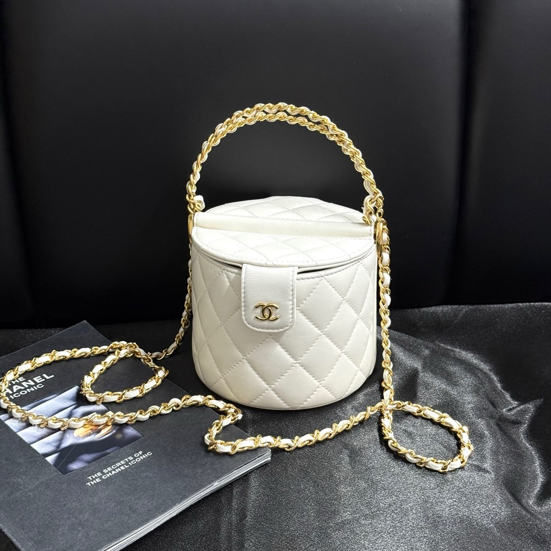 95新 Chanel/香奈儿 白金 羊皮 编织手柄野餐篮小号/665299295